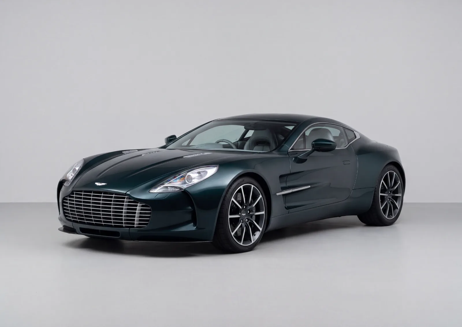 2011 Aston Martin One-77 in Very dark teal · Gloss, Carbonography print