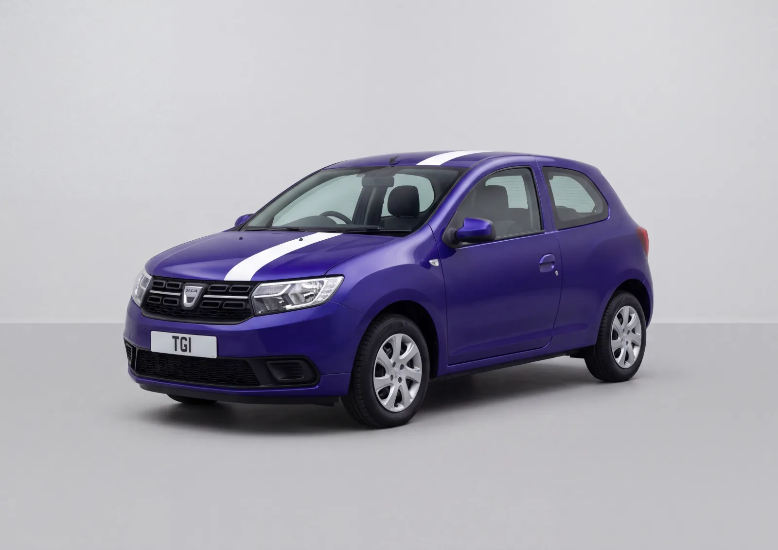 Dacia Sandero (Mk3) TCe 90 Expression in Dark violet-blue · Gloss, Carbonography print