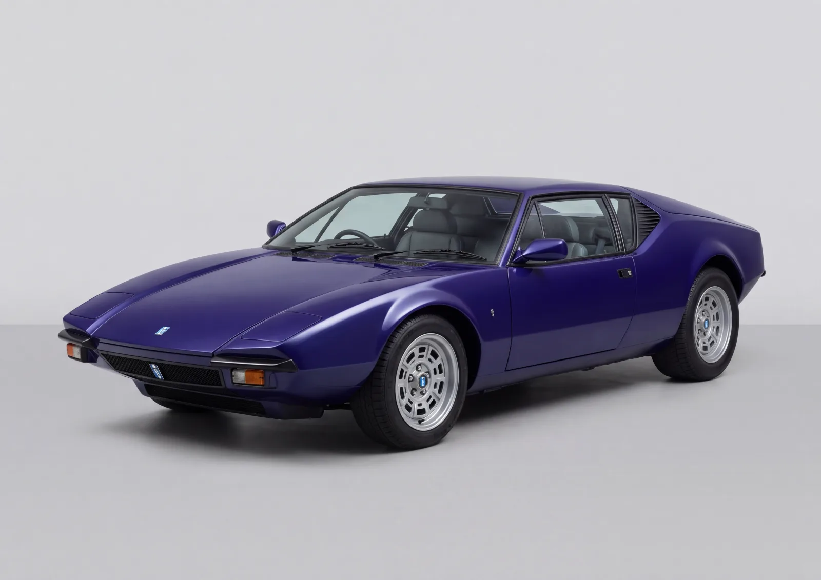 De Tomaso Pantera (1972) in Dark violet-blue · Gloss, Carbonography print