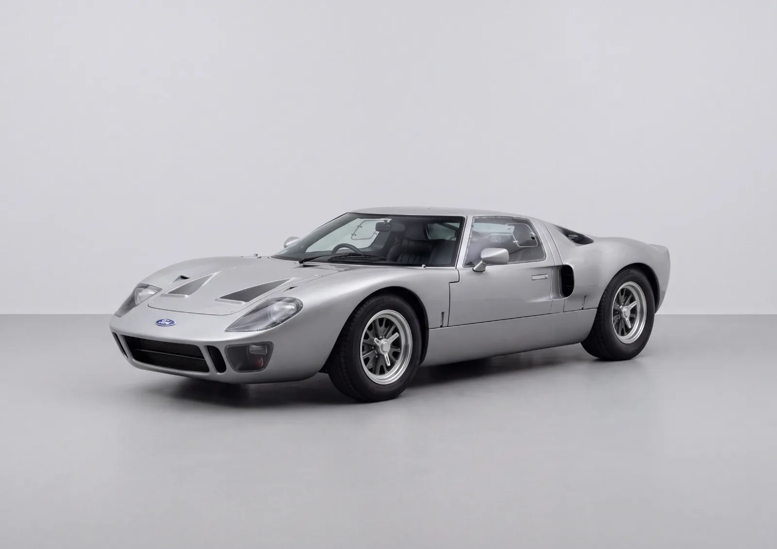 Ford GT40 Mk I Road Version (1966) in Silver-grey · Gloss, Carbonography print